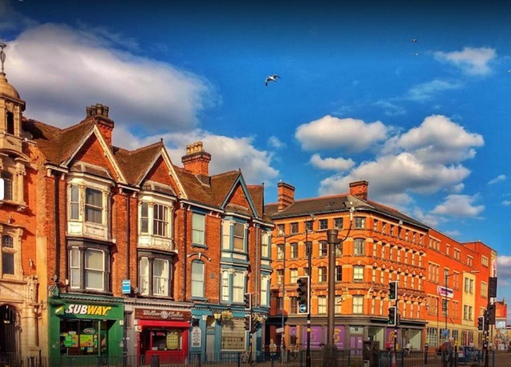 Digbeth City Centre Apartment Sleeps 12 Opposite Coach Station Birmingham Exterior foto